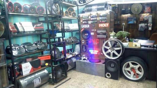 عکس نصب سیستم های صوتی خودرو POWER BASS