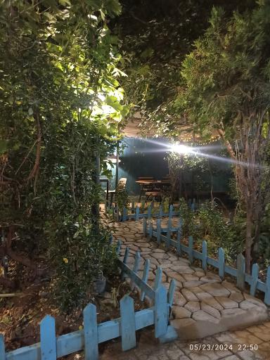 عکس کافه گالری واراک