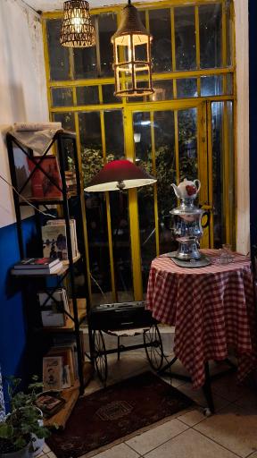 عکس کافه گالری واراک