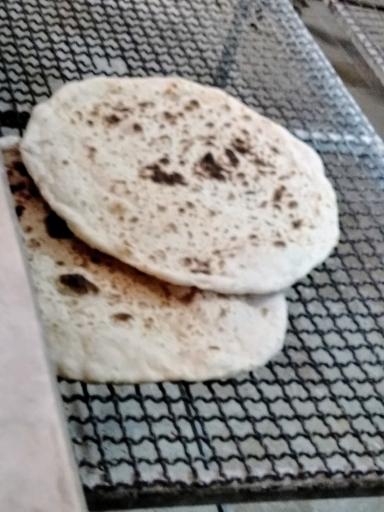 عکس نانوایی لواش ماشینی