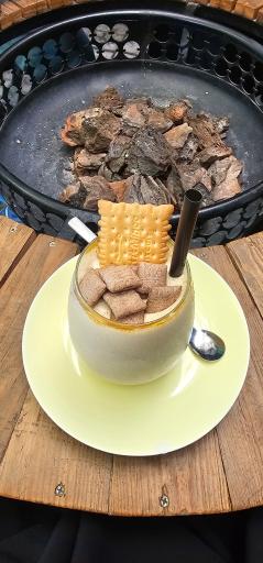 کافه گالری واراک