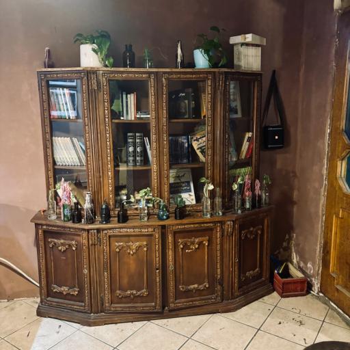 عکس کافه گالری واراک