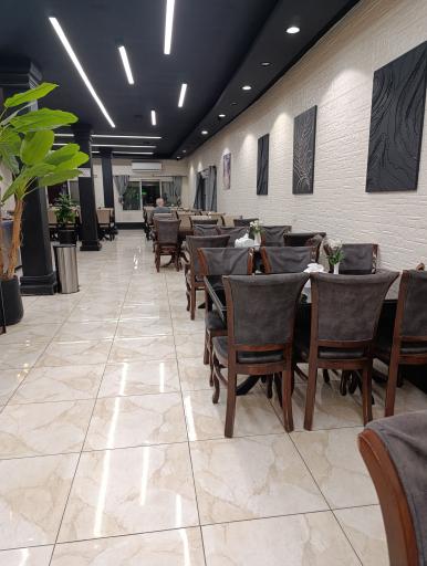 عکس رستوران رودکنار