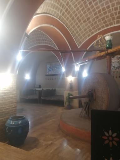 عکس کافه رستوران عمارت قجری