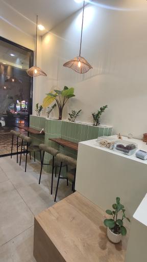 عکس کافه ولا