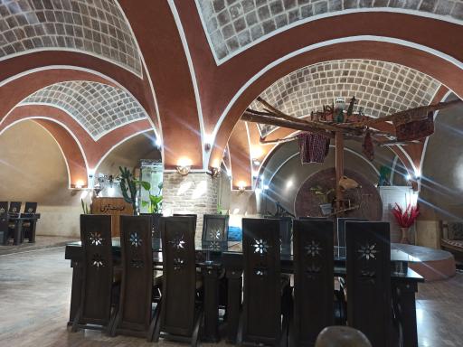 عکس کافه رستوران عمارت قجری