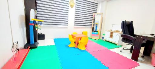 مرکز توانبخشی کاردرمانی و گفتاردرمانی ماهان