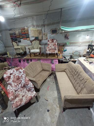 عکس تعمیرات مبل میری ۱۱۴