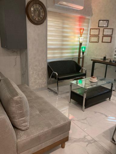 عکس کلینیک مشاوره آنید