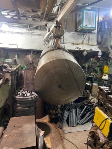 عکس کارگاه تراشکاری عزیزیان