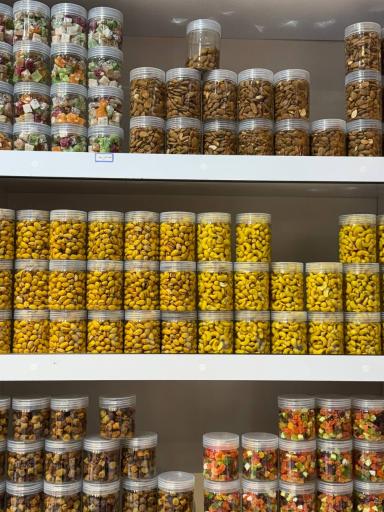 عکس فروشگاه سوغات موغات