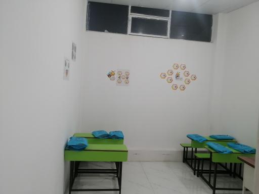 عکس دبستان و پیش دبستانی غیر دولتی باران علم 