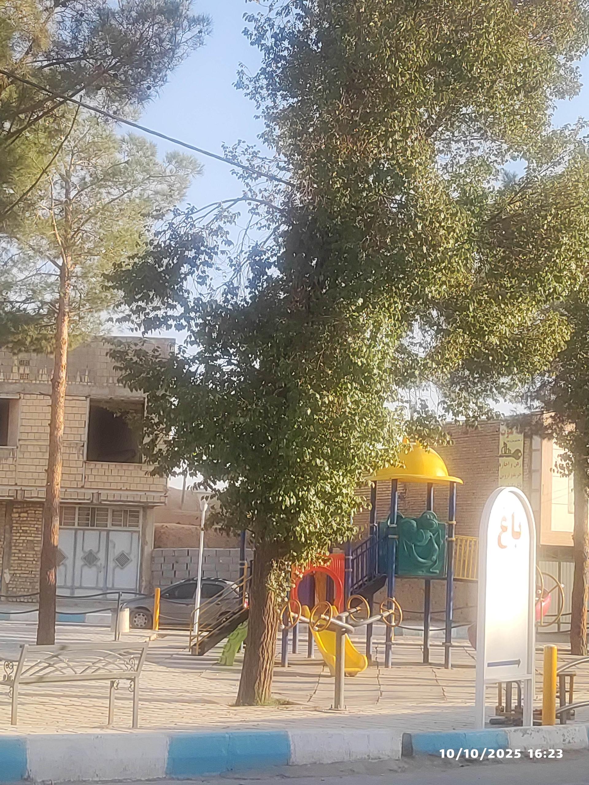 عکس پارک معین