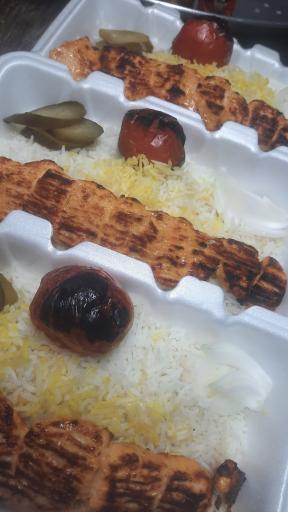 عکس غذای بیرون برناردون شهر