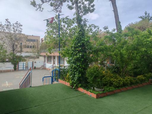 عکس دبستان گلبان خرد