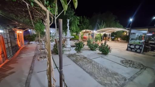 عکس کافه رستوران شاهوار