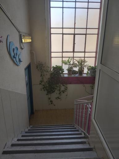عکس دبستان گلبان خرد