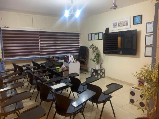 عکس آموزشگاه کنکور آذرخش