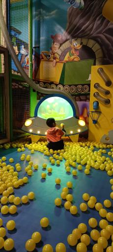 عکس شهربازی خانه کودک شهر رویایی