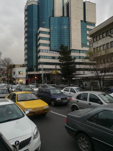 عکس قائم مقام