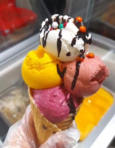 عکس آبميوه و بستنی درکه