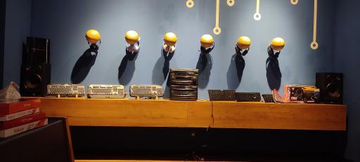 عکس خدمات کامپیوتر مانی