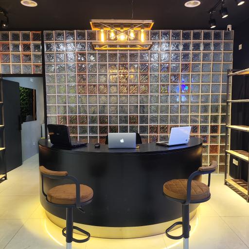 عکس لوکس تریک