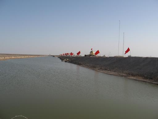 عکس حسینیه یادمان طلاییه