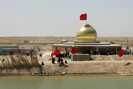 عکس حسینیه یادمان طلاییه