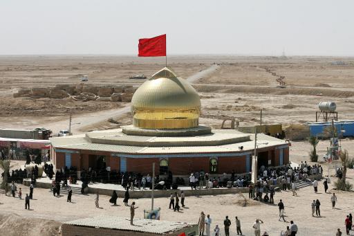 عکس حسینیه یادمان طلاییه