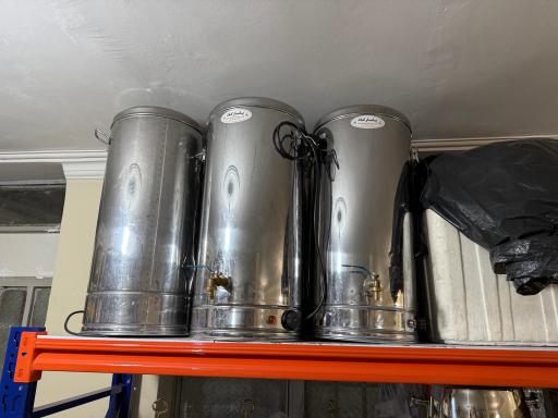 عکس ظروف کرایه و کترینگ کرشمه