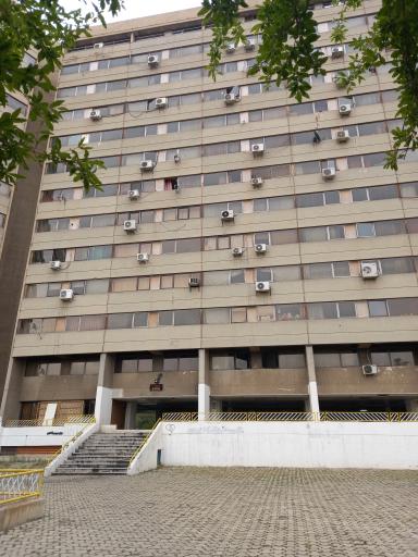 عکس ورودی ۵ بلوک ۱۸