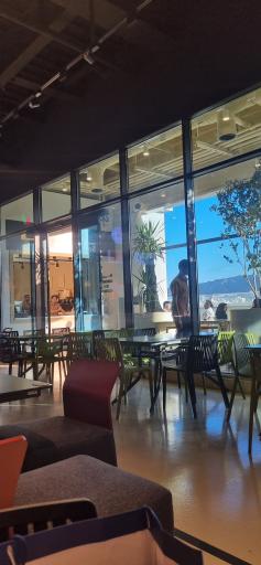 عکس فودکورت آرمیتاژ