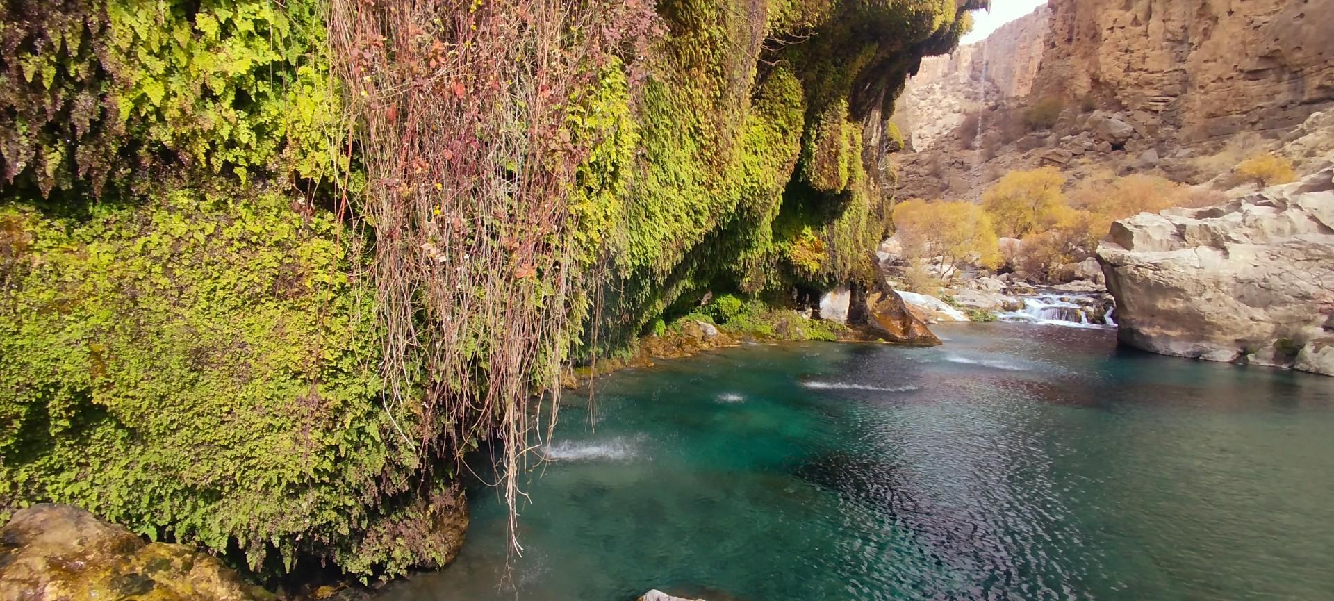 عکس تفرجگاه تنگه براق