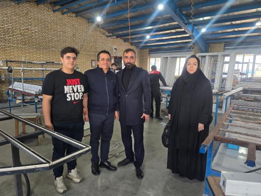 عکس تولید درب و پنجره و پروفیل 