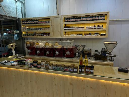 عکس فروشگاه محصولات ارگانیک نیری