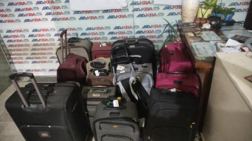 عکس تعمیرات کیف و کفش متین