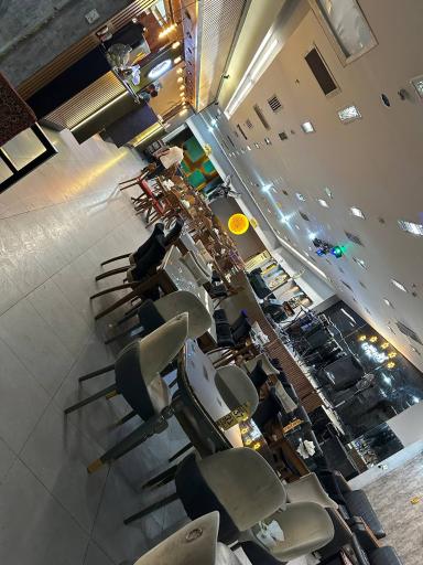 عکس کافه رستوران چوبی