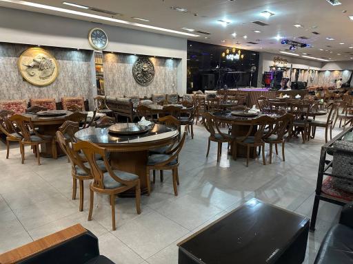 عکس کافه رستوران چوبی