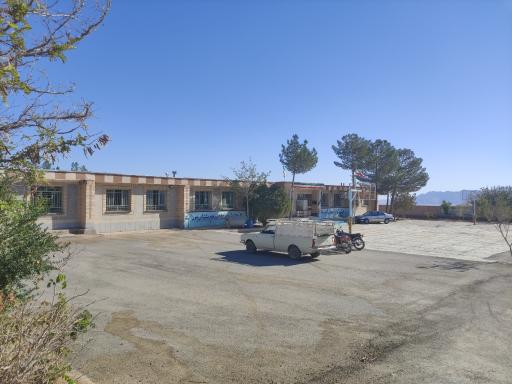 عکس دبیرستان شبانه روزی شهید محمدی آبیز 