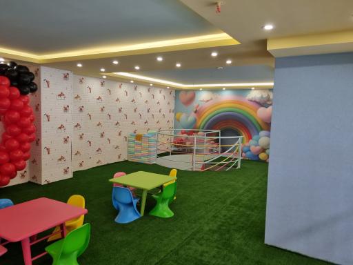 عکس خانه بازی و خلاقیت لی لی لند