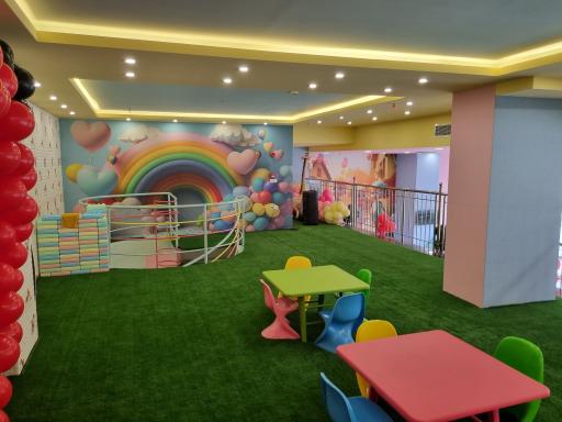 عکس خانه بازی و خلاقیت لی لی لند