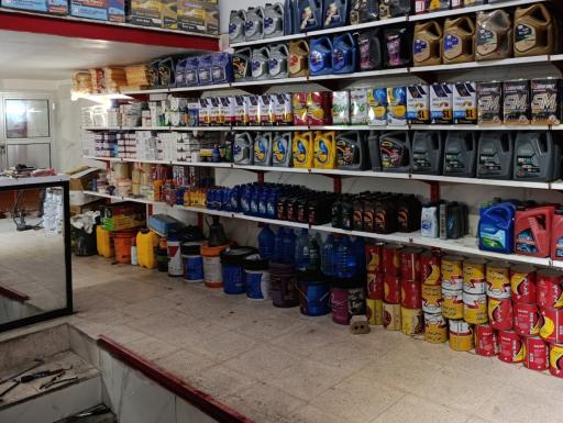 عکس تعویض روغن حاجی لو