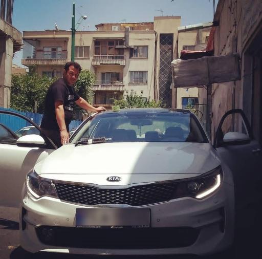 عکس شیشه اتومبیل آریا