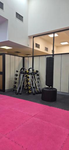 عکس باشگاه رزمی فول کنتاکت 