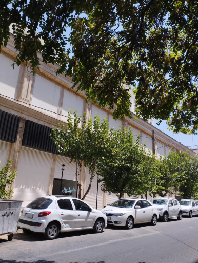 عکس دفتر فروش مجتمع طلا و جواهر رونیکا مال