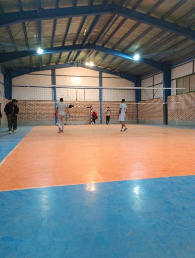 عکس سالن ورزشی نهم دیماه