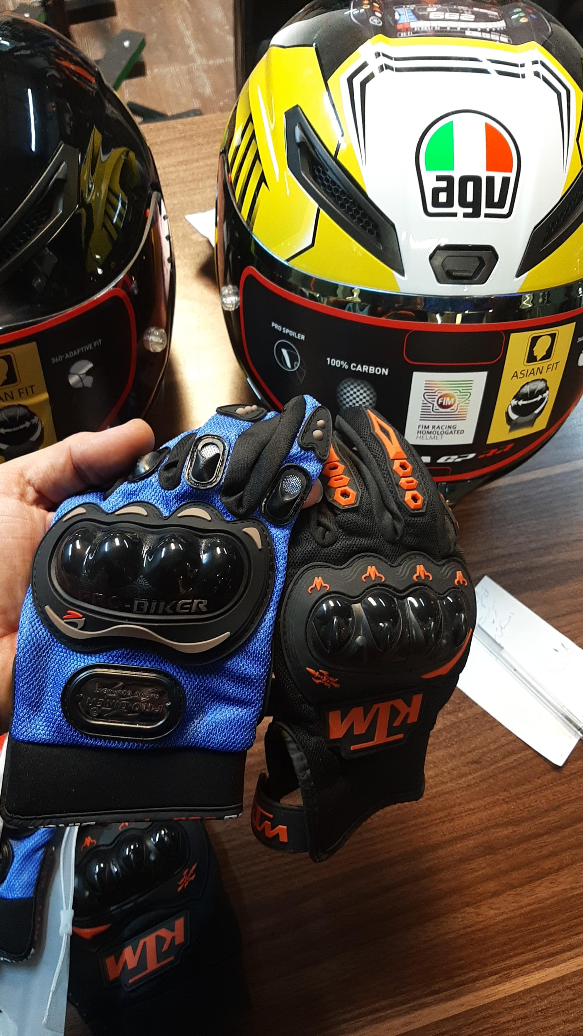 عکس تجهیزات موتورسواری غفارپور