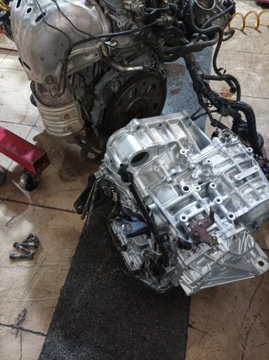 عکس تعمیرگاه گیربکس اتوماتیک اتووان