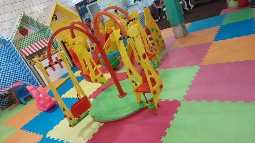 عکس سرزمین بازی و خلاقیت شاپرک 